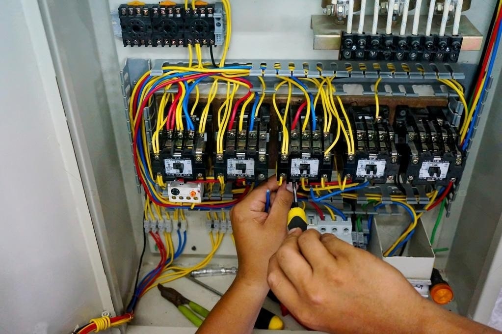 Электромонтажные работы
